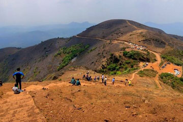 Tourist spot in Chikmagalur Mullayanagiri peak